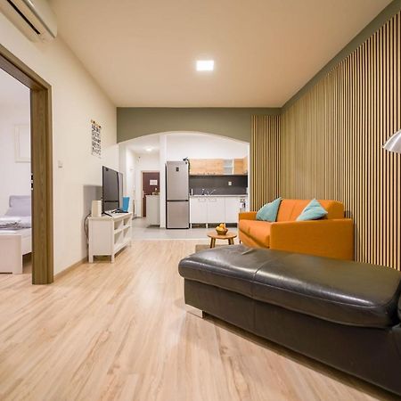 Vesna Convenient Apartment Pressburg Exterior foto
